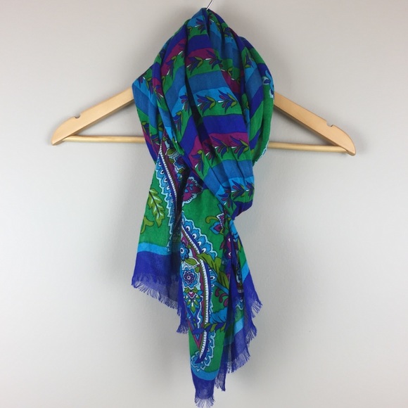 Vera Bradley Accessories - Vera Bradley Scarf Emerald Paisley Retired Print**